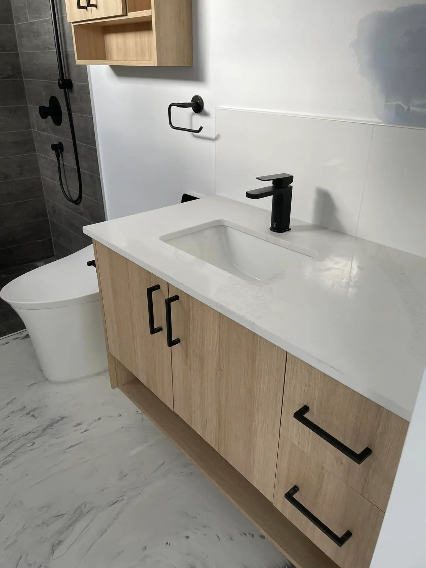 Rénovation de salle de bain par Teck-home
